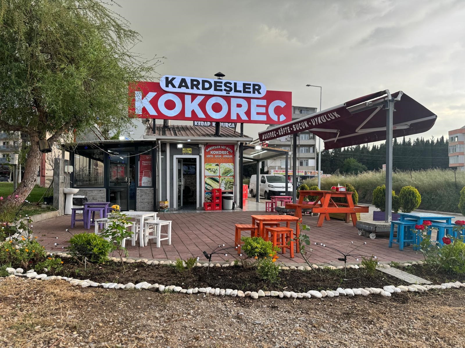 Kardeşler Kokoreç